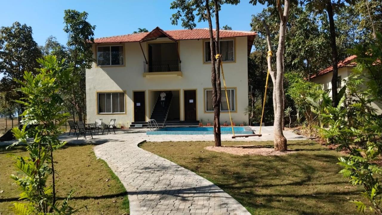 Palash The Jungle Resort Gondia Exterior photo